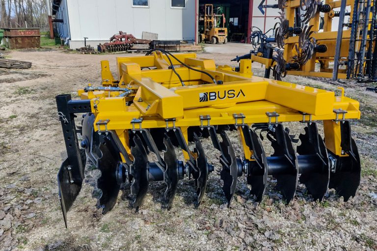 BUSA UTNN - Mounted Extra Heavy Disc Harrows